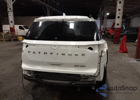 2024 Nissan Pathfinder Sv 4Wd z USA, uszkodzony, nr VIN 5N1DR3BC1RC258129